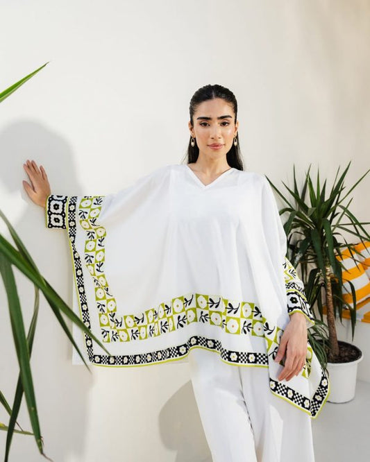 Women’s 3-piece Swiss Lawn Printed Suit – White, Medium Size, Shirt, Trouser & Inner Set, Elegant Summer Outfit